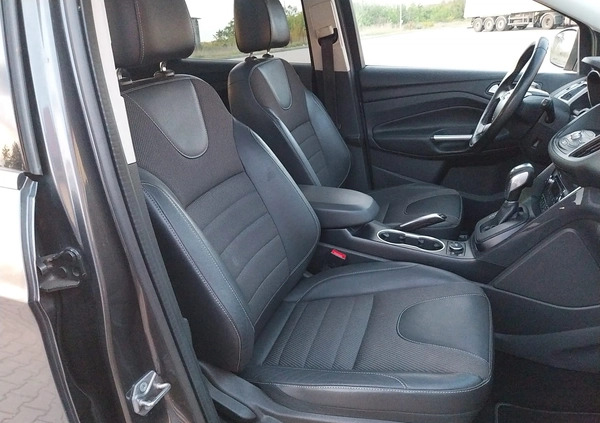 Ford Kuga cena 58900 przebieg: 198000, rok produkcji 2015 z Gryfino małe 379